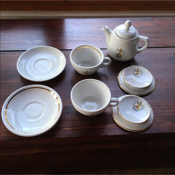 Vintage Bonomelli Teapot & 2 Teacups saucers and lids - Picture 5 of 12